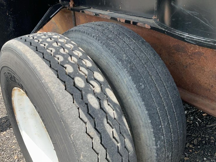 2015-deere-437d-image-91