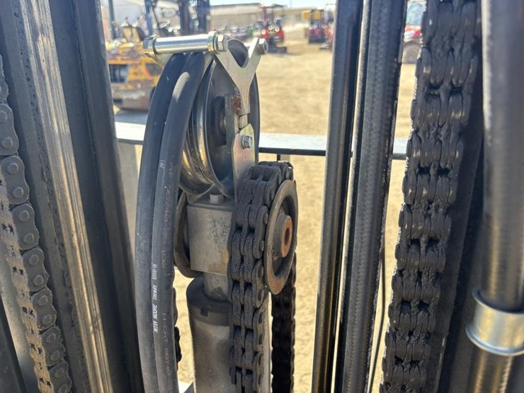 2020-caterpillar-2c6000-image-14