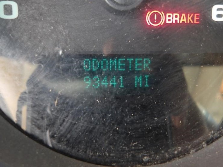 2011-chevrolet-silverado-2500-image-18