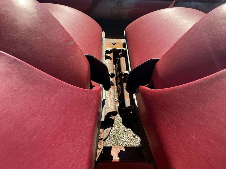 case-ih-2212-image-10