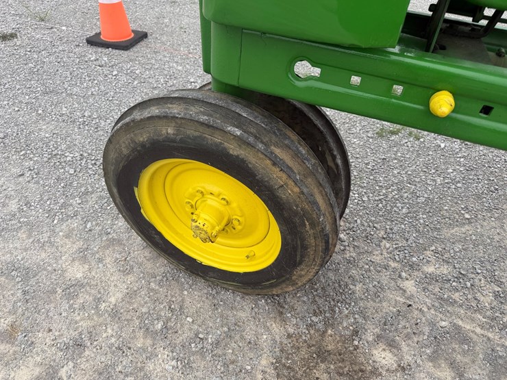 1950-john-deere-b-image-6