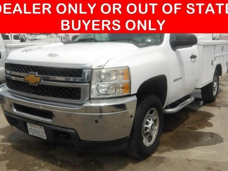 2012-chevrolet-silverado-2500-image-1
