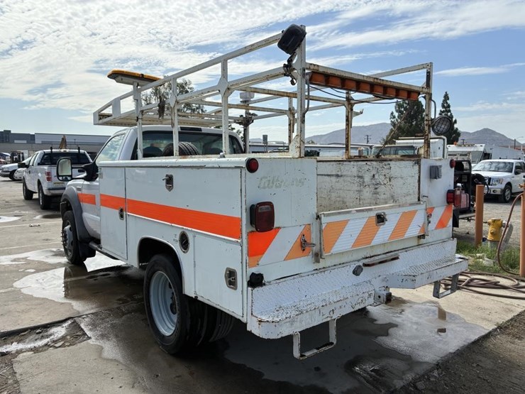 2005-ford-f450-image-4