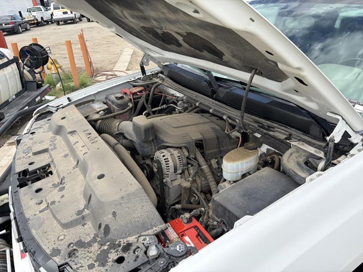 2012-gmc-sierra-2500-image-8