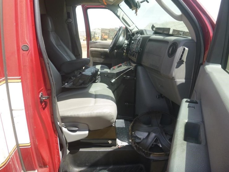 2019-ford-e350-image-10
