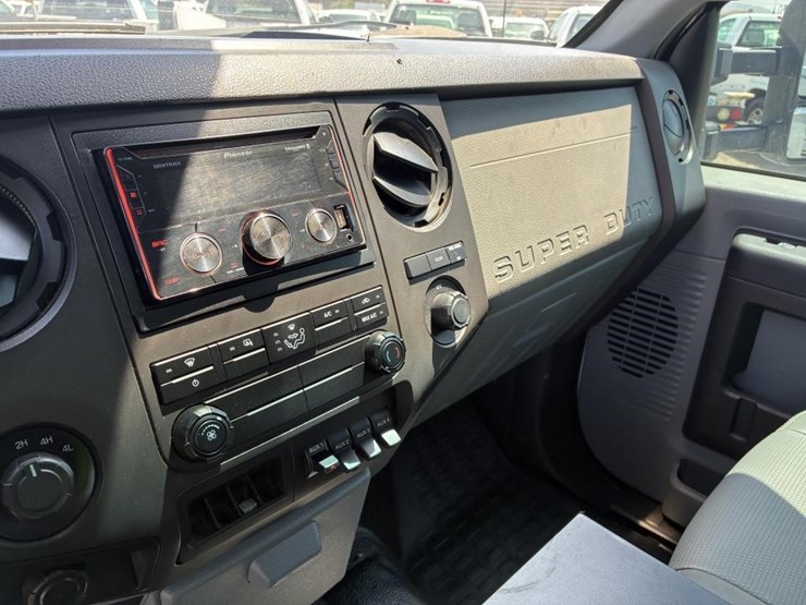 2012-ford-f550-image-20
