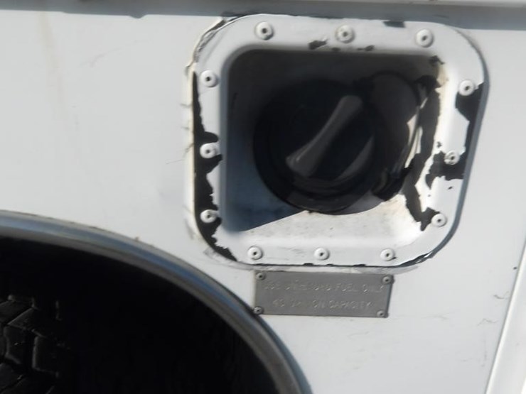 2003-ford-f550-image-10