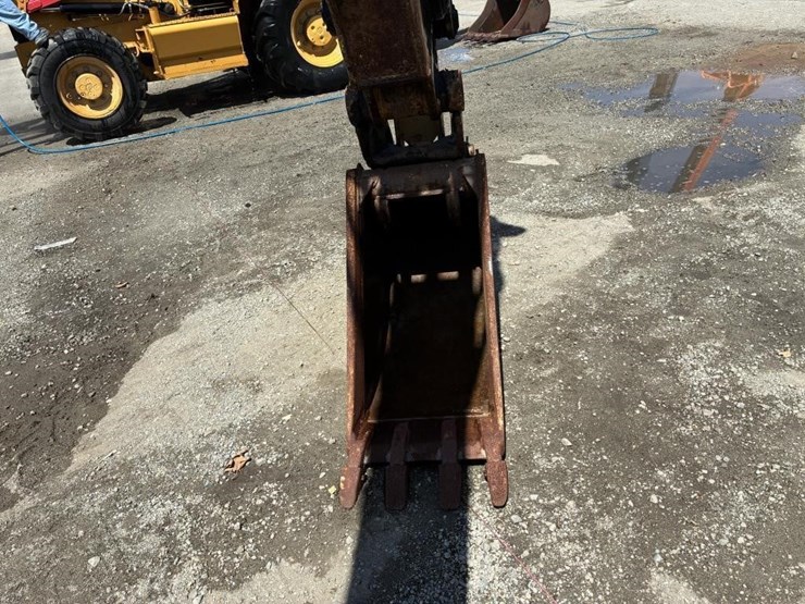 2008-caterpillar-430e-image-13