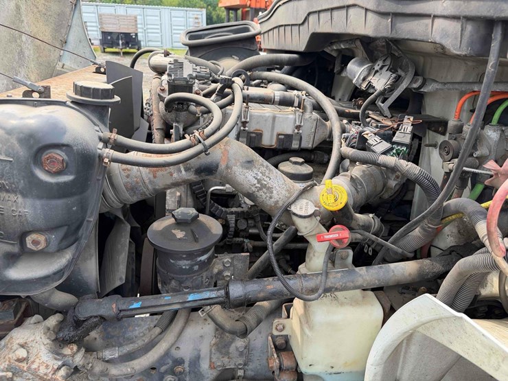 2009-international-durastar-4300-image-17