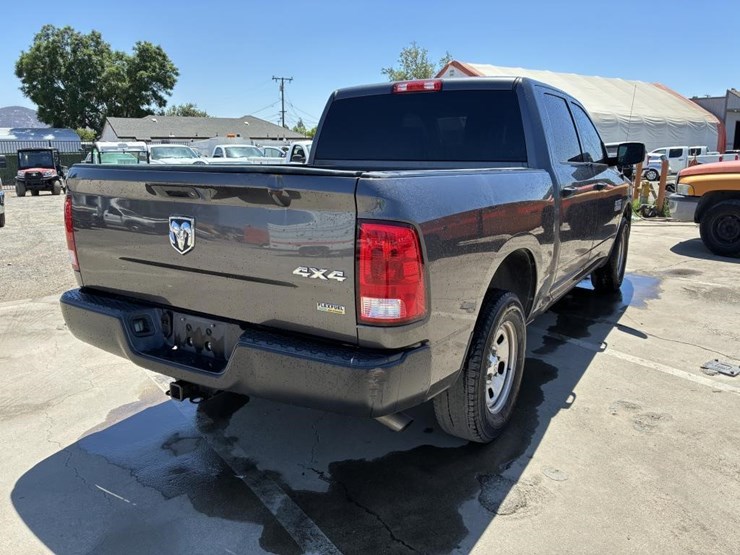 2016-dodge-ram-1500-image-3