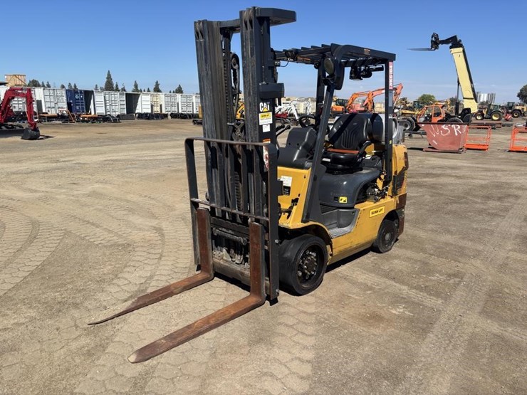 2020-caterpillar-2c6000-image-1
