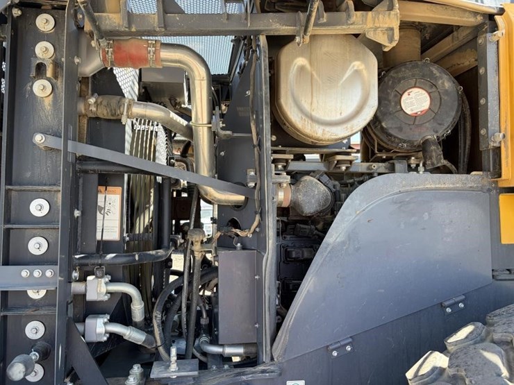 2022-xcmg-xc948u-image-23