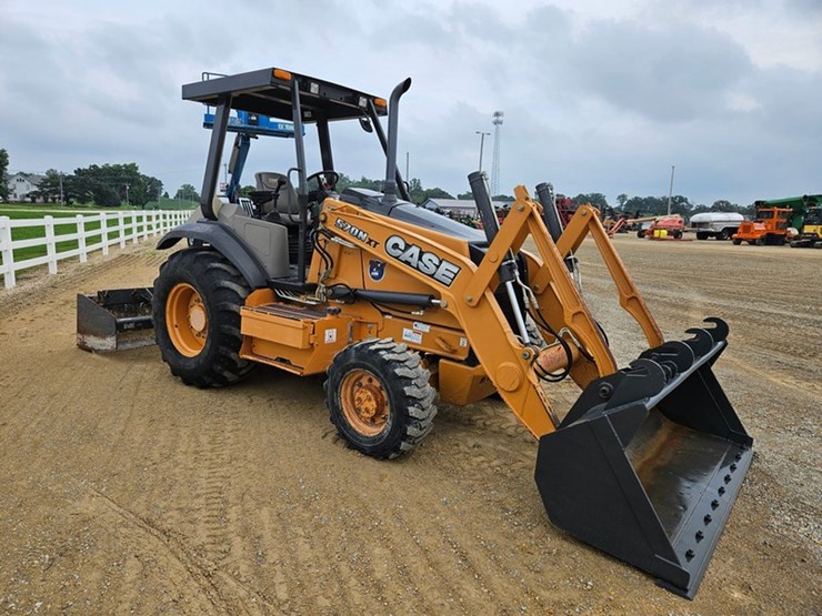 #27-•-case-570d-tractor/loader/scraper-image-7