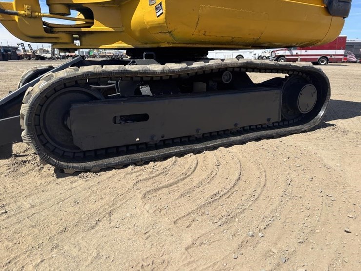 komatsu-pc20-7e-image-18