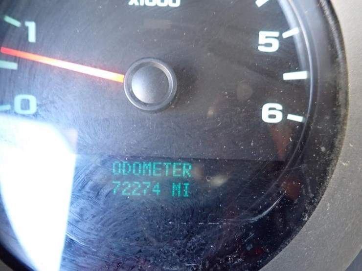 2012-chevrolet-silverado-2500-image-14