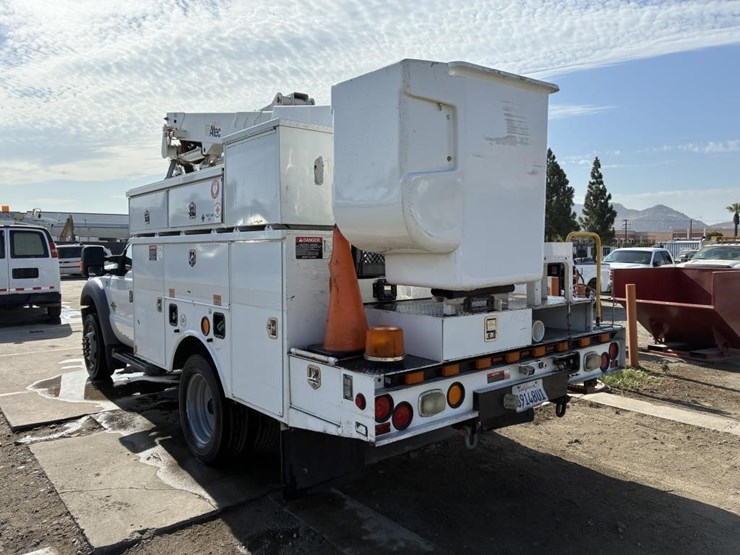 2015-ford-f550-image-4