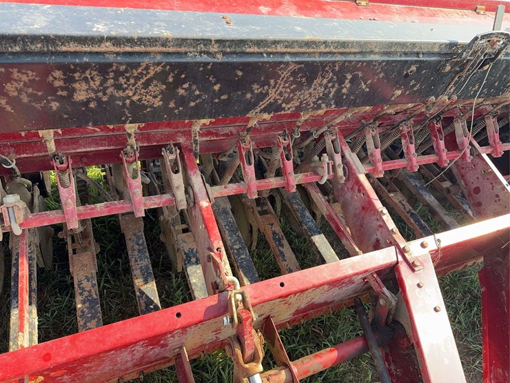 case-ih-5100-image-14