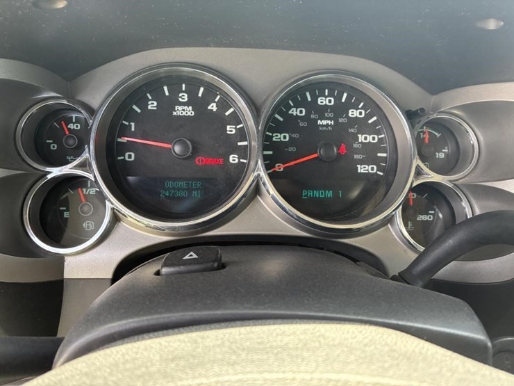 2012-gmc-sierra-2500hd-image-19