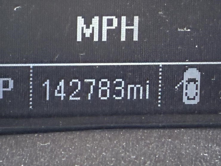 2016-gmc-sierra-2500hd-image-15