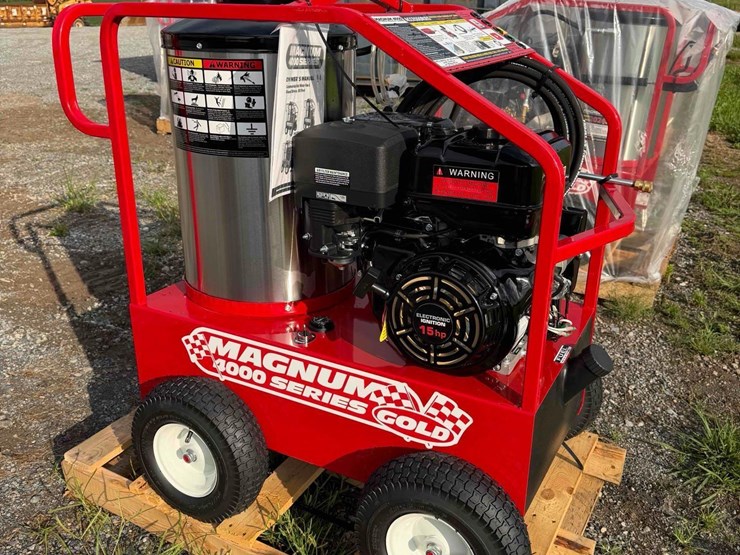 2026-unused-magnum-4000-series-hot-water-pressure-washer-image-1