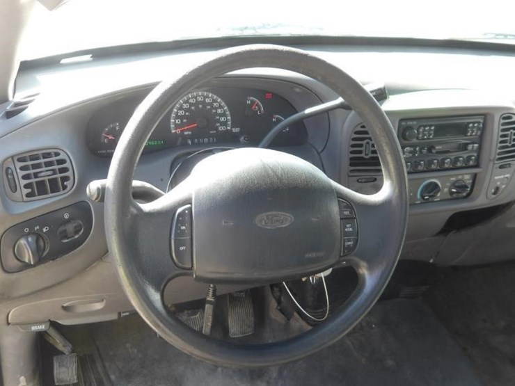 2002-ford-f150-image-14