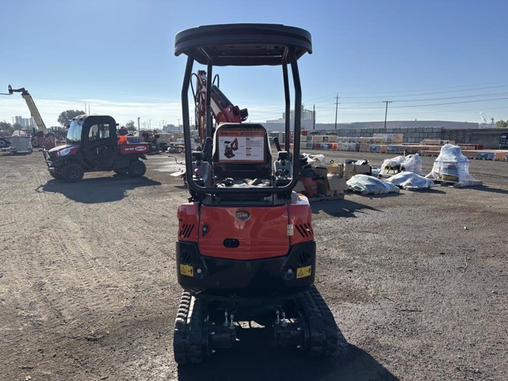 2026-tpm-18hh-hydraulic-excavator-image-6