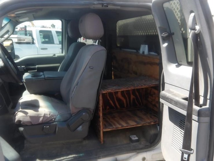 2015-ford-f450-image-17