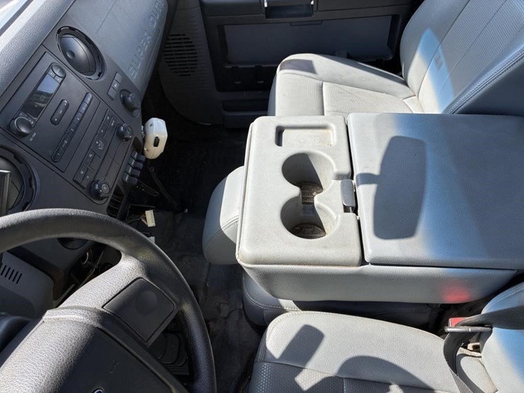 2014-ford-f250-image-23