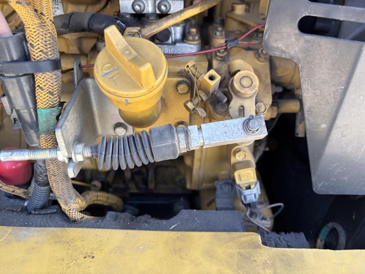 caterpillar-303.5-image-52