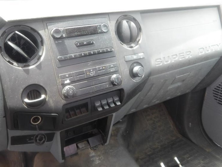 2013-ford-f250-image-19