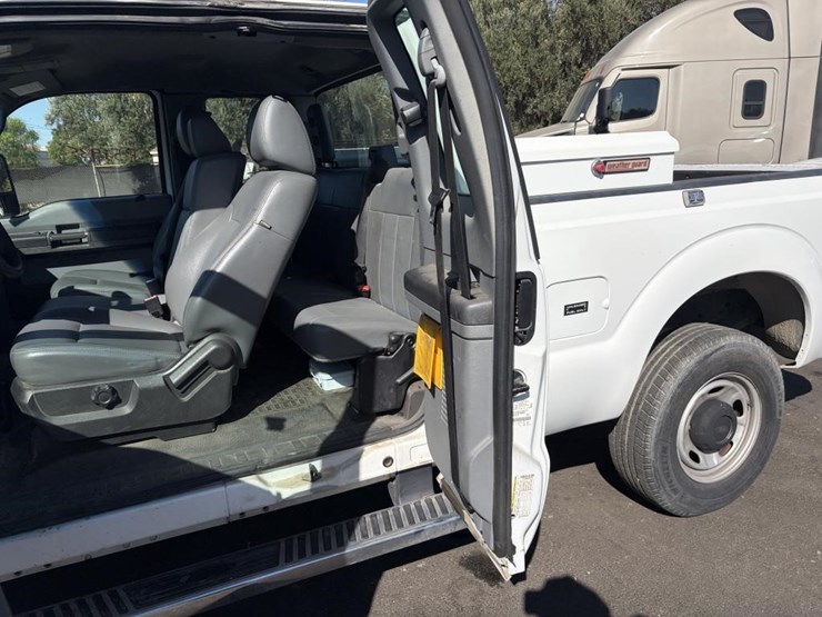 2011-ford-f250-image-12