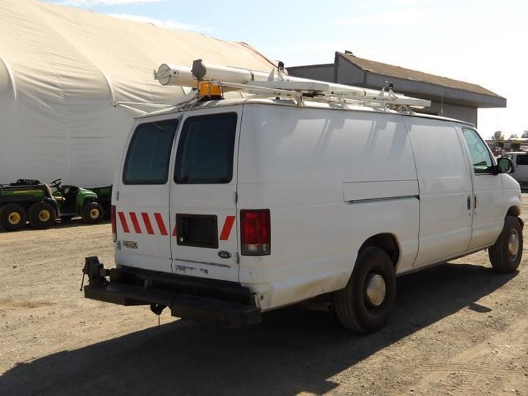 2002-ford-e350-image-3