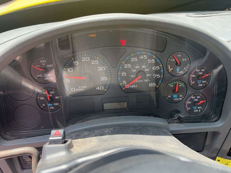 2006-international-durastar-4400-image-33