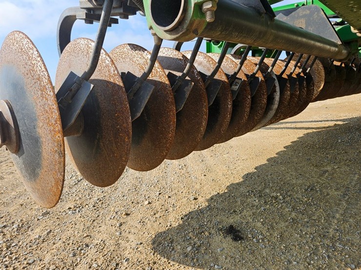 john-deere-726-image-18
