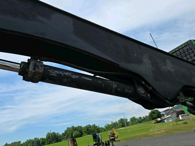 #302-•-2014-john-deere-437-knuckleboom-loader-image-51