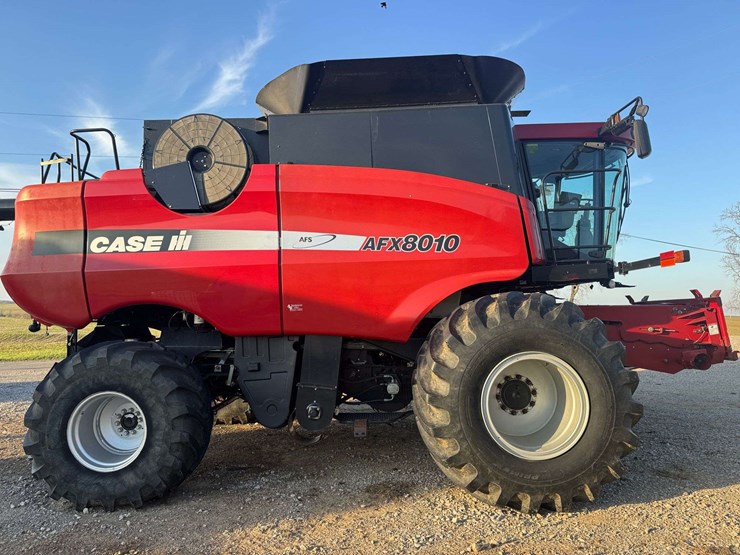 2005-case-ih-8010-image-1