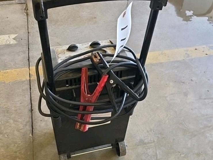 #110-•-schumacher-sc1633-battery-charger-image-3