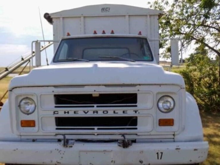 1968-chevrolet-60-image-2