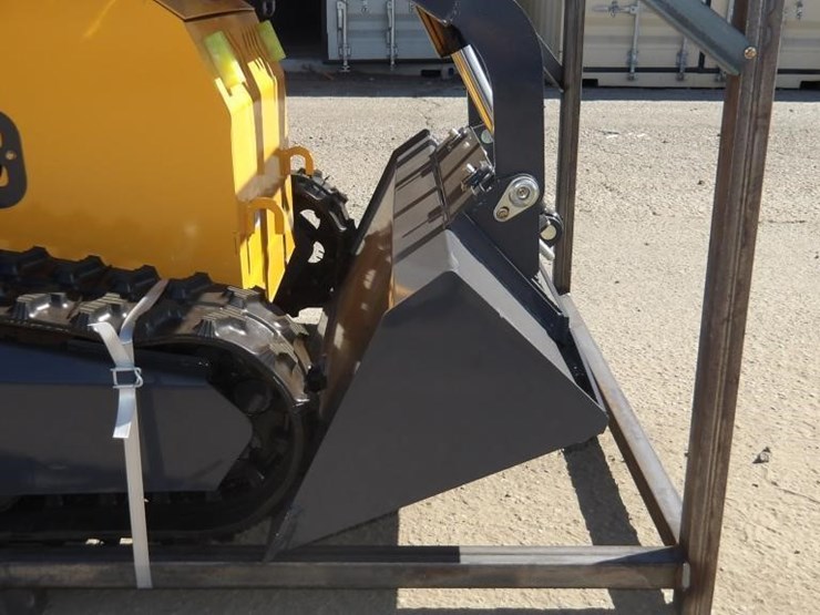 2026-zjz-380-skid-steer-track-loader-image-6