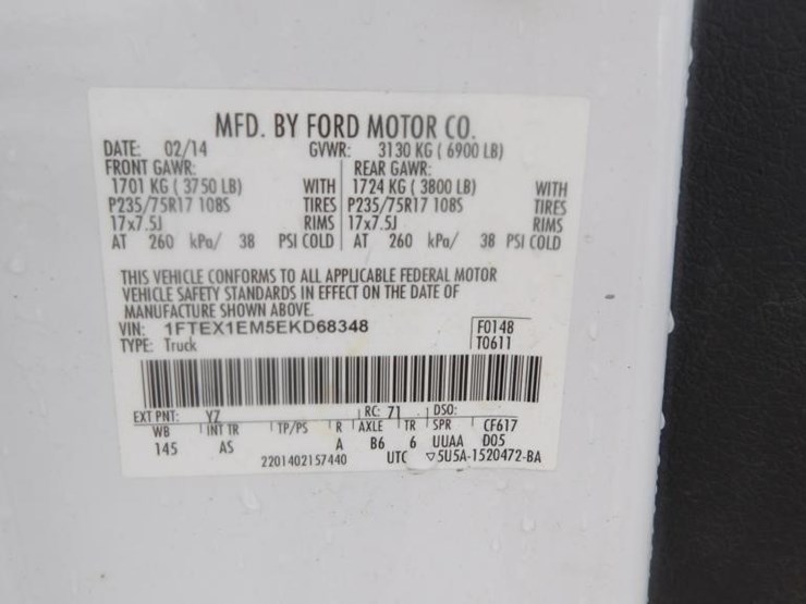 2014-ford-f150-xl-image-19