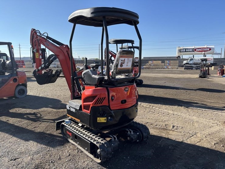 2026-tpm-18hh-hydraulic-excavator-image-4