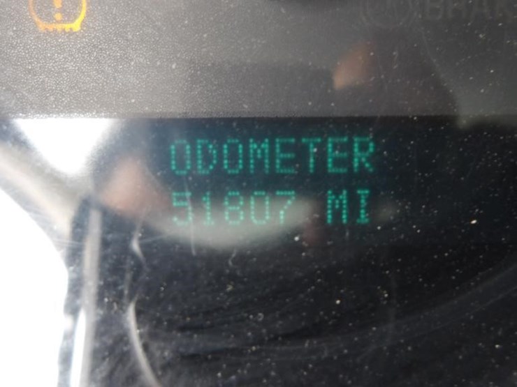 2012-chevrolet-silverado-2500-image-17