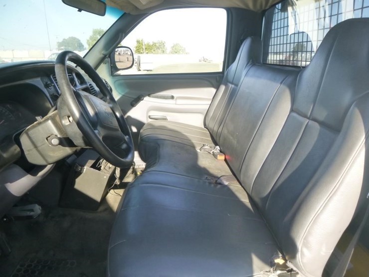 2001-dodge-ram-2500-image-9