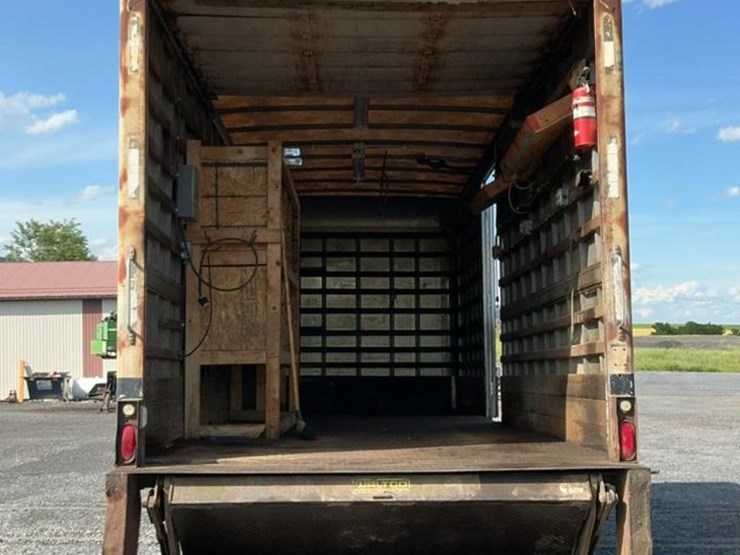 #360-•-1997-international-navistar-box-truck-image-4
