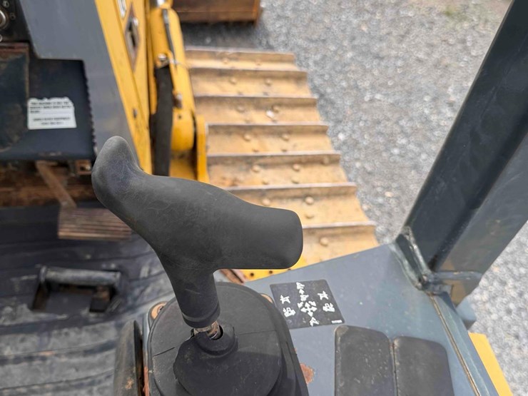 deere-700j-image-20