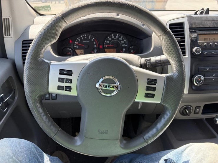 2015-nissan-frontier-image-13