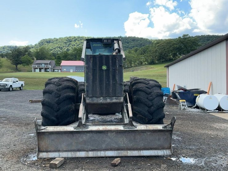 2012-deere-848h-image-14