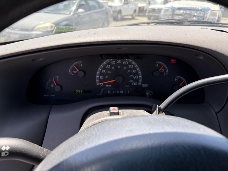 1999-ford-f150-image-13