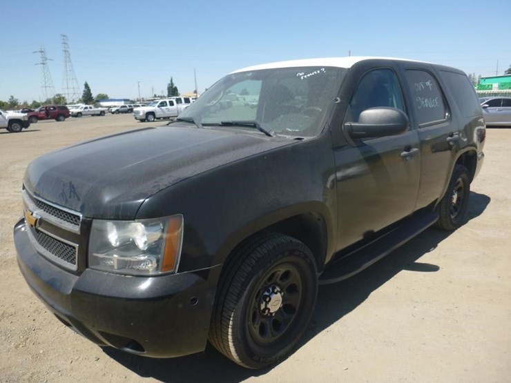 2013-chevrolet-tahoe-image-1