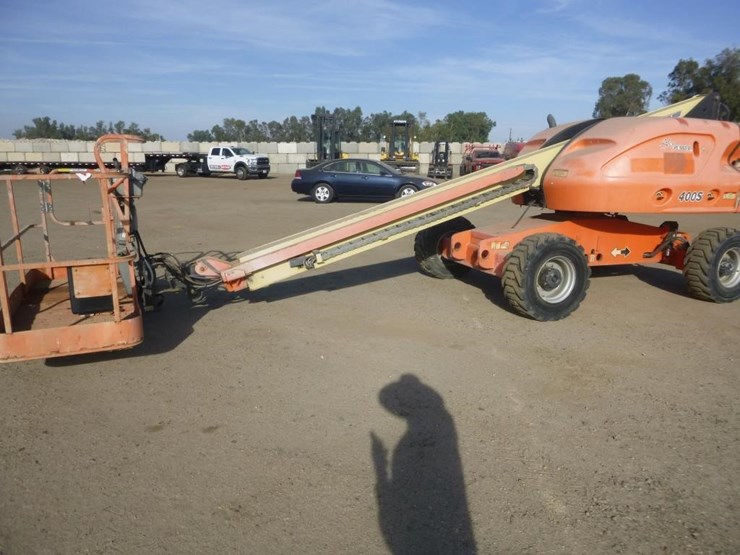 2007-jlg-400s-image-2